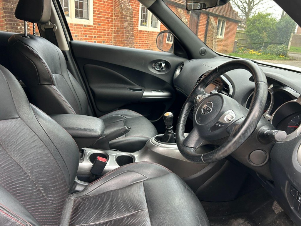 NISSAN JUKE