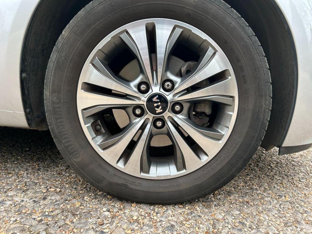 KIA VENGA