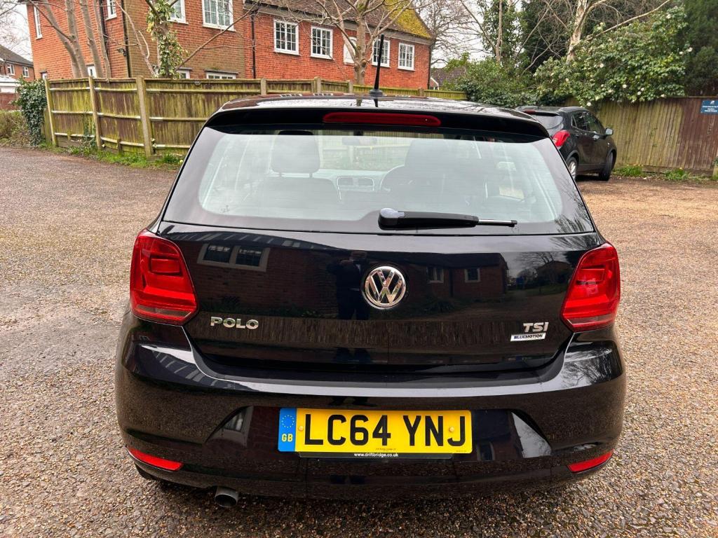 VOLKSWAGEN POLO