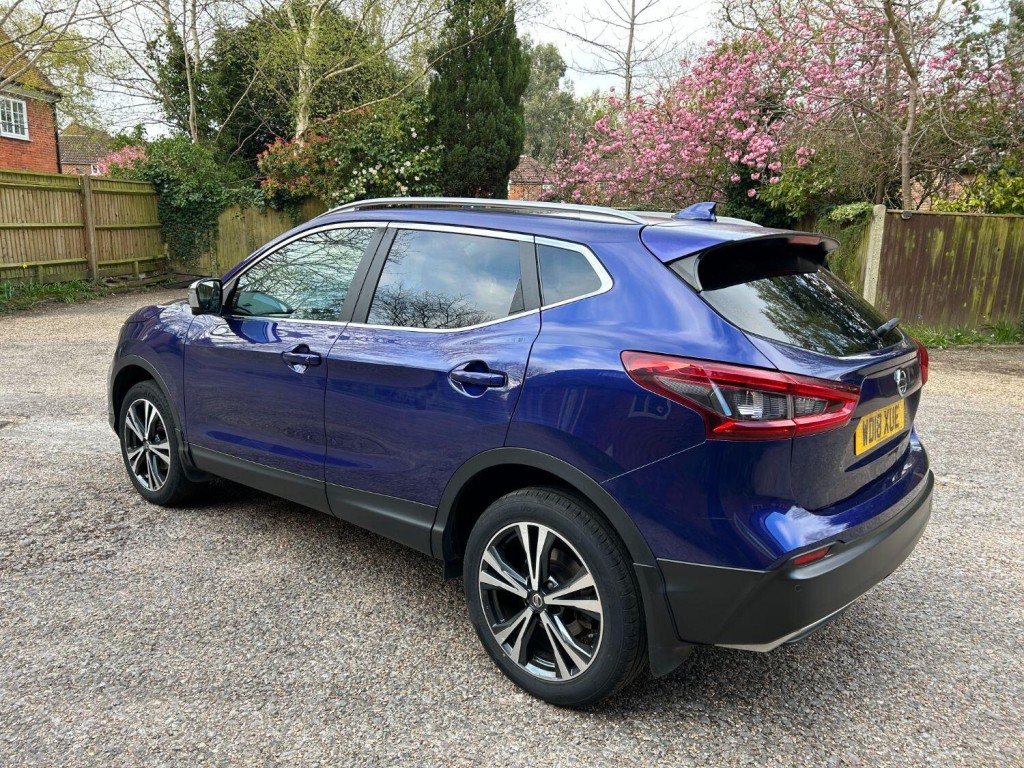 NISSAN QASHQAI