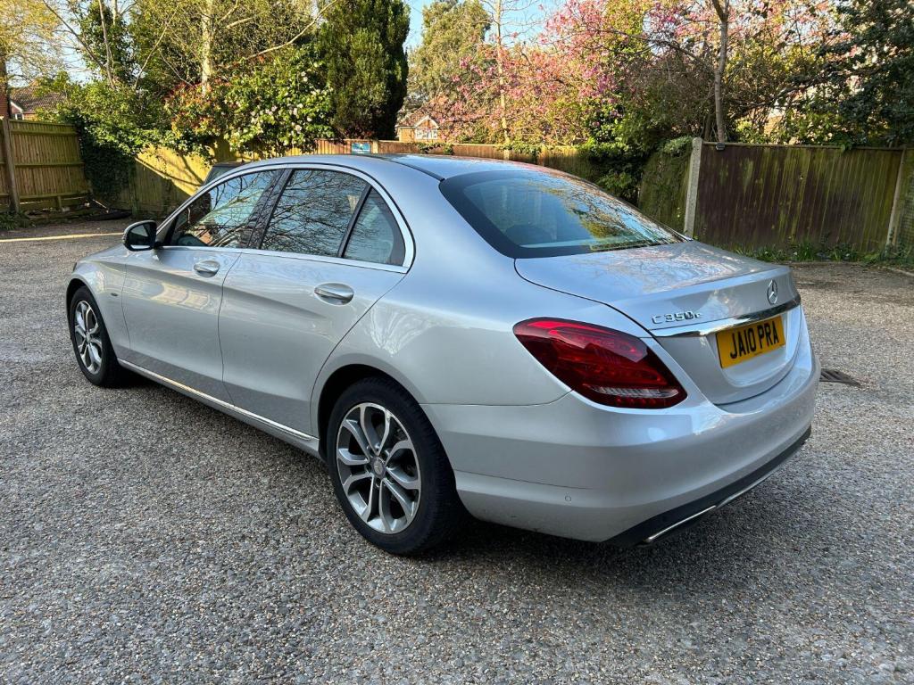 MERCEDES-BENZ C CLASS