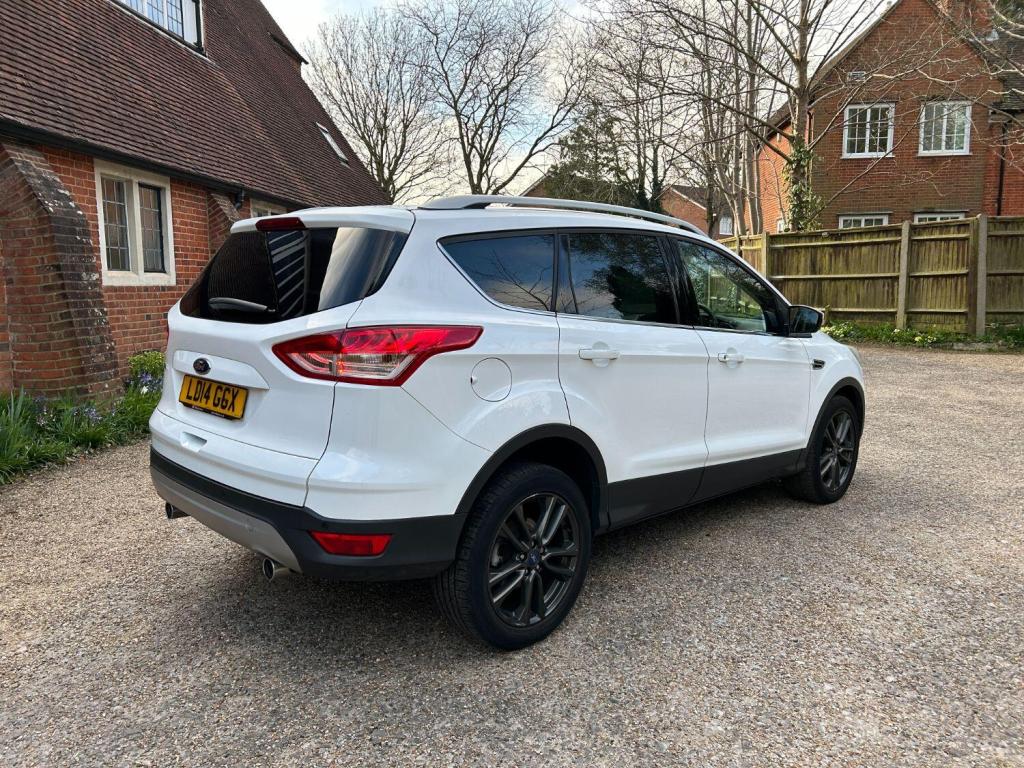 FORD KUGA