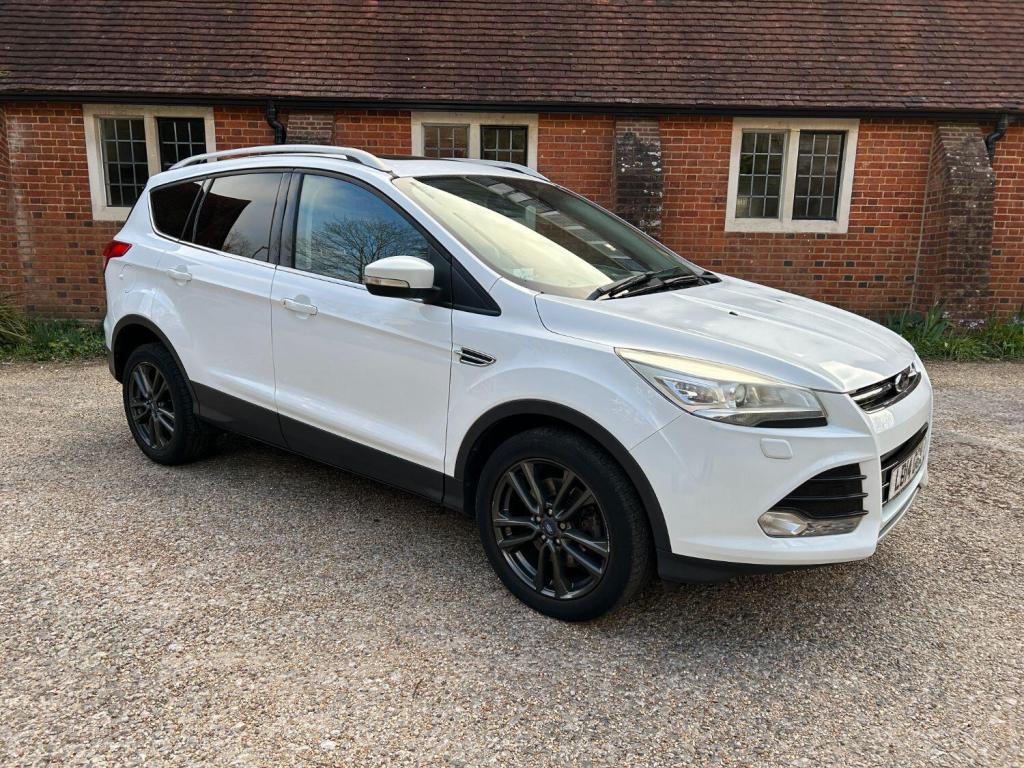 FORD KUGA