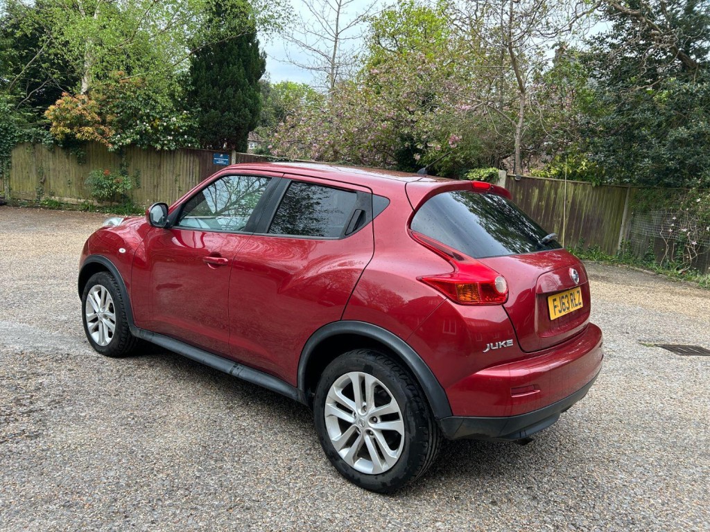 NISSAN JUKE