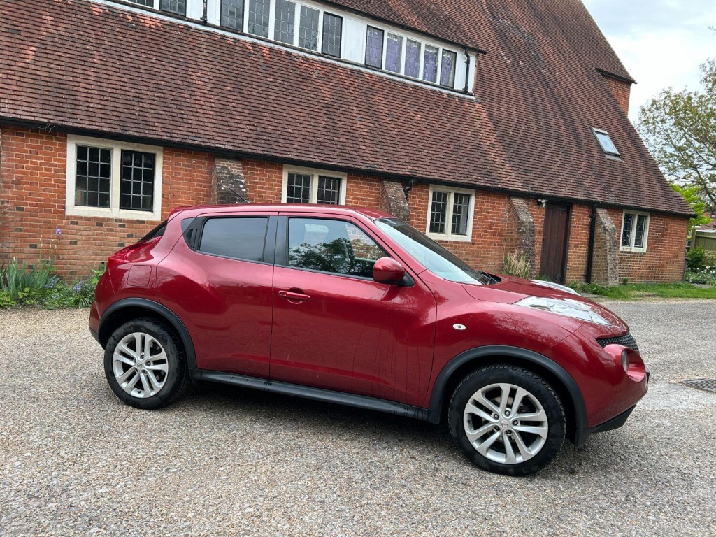 NISSAN JUKE