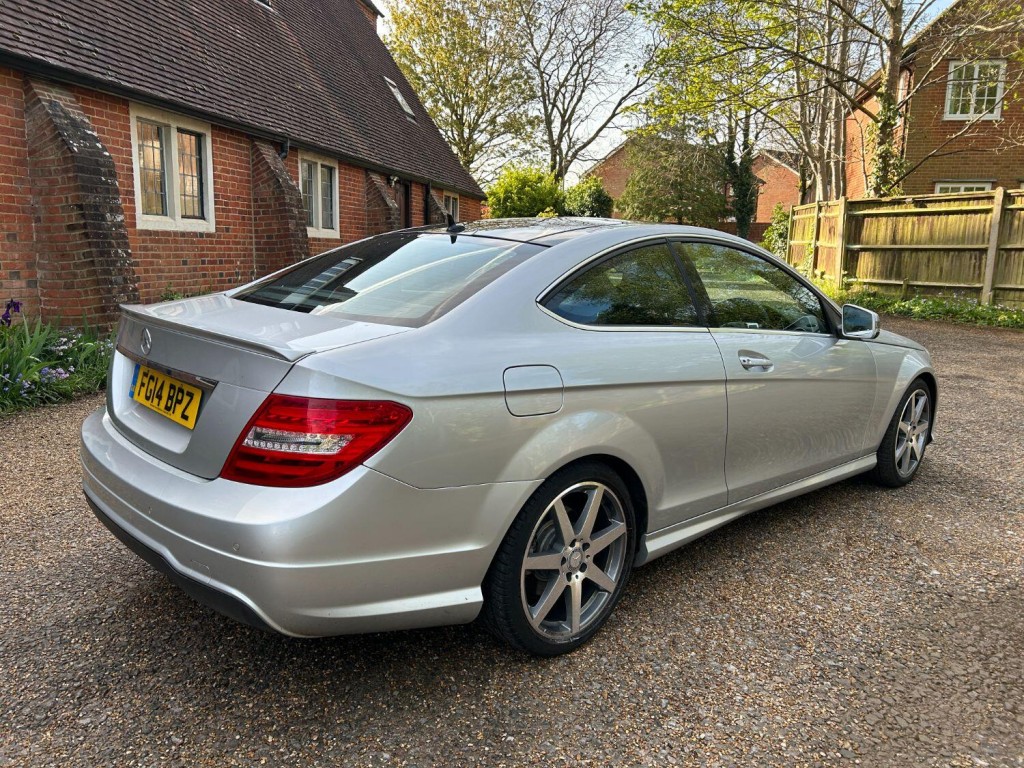 MERCEDES-BENZ C CLASS
