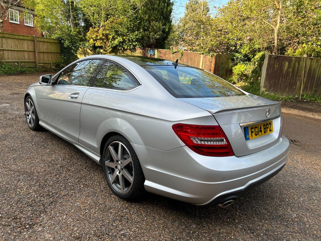 MERCEDES-BENZ C CLASS