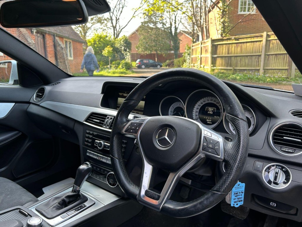 MERCEDES-BENZ C CLASS