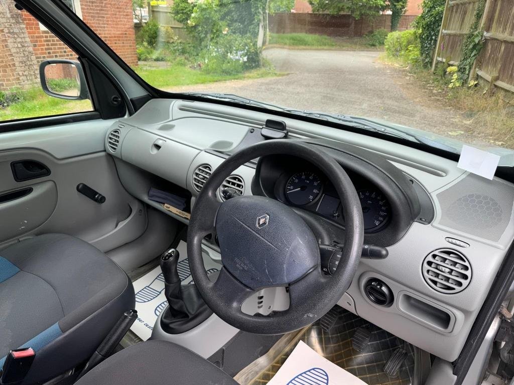 RENAULT KANGOO
