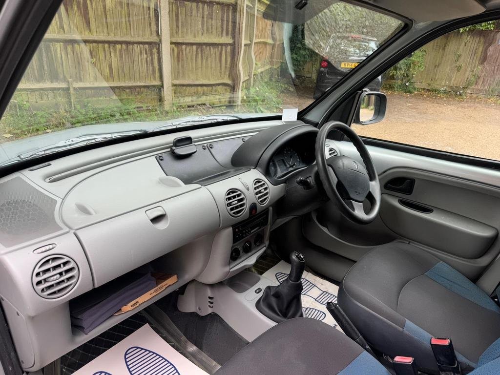 RENAULT KANGOO