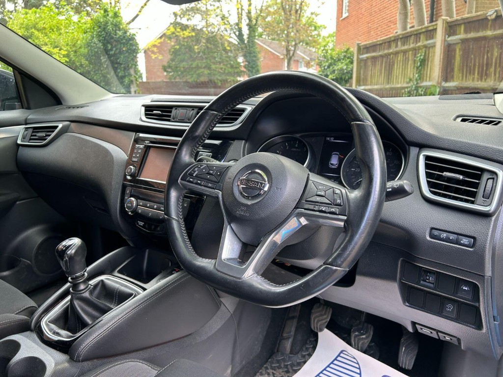 NISSAN QASHQAI