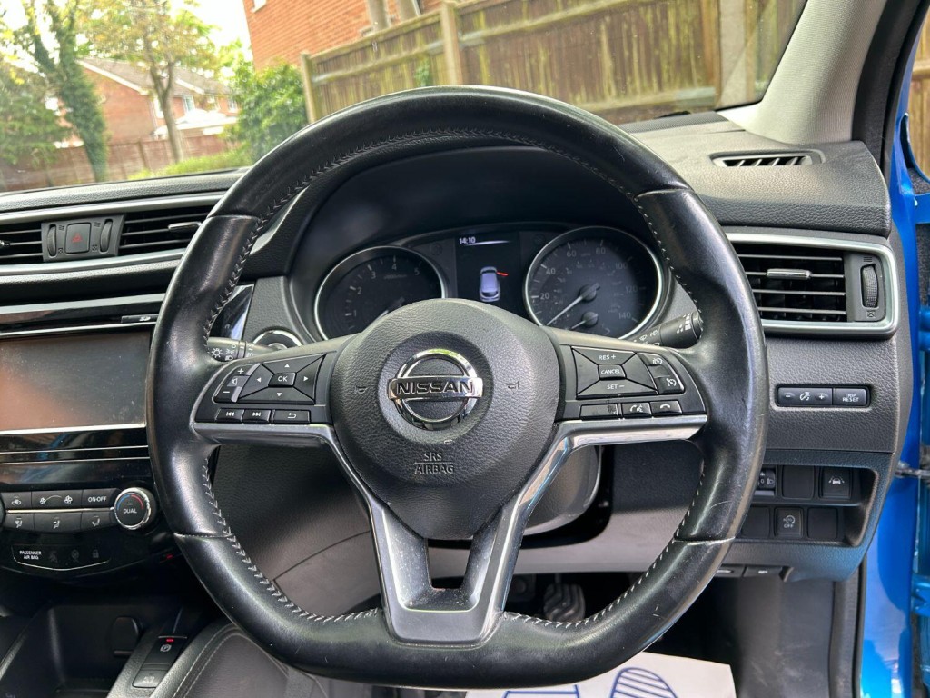 NISSAN QASHQAI