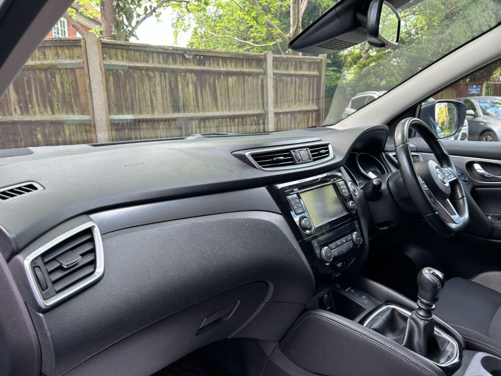 NISSAN QASHQAI