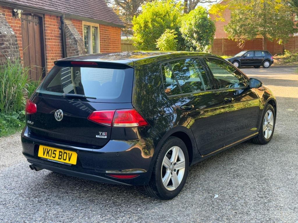 VOLKSWAGEN GOLF