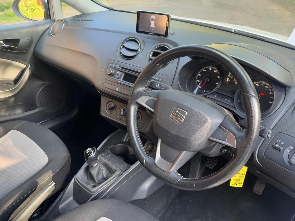 SEAT IBIZA
