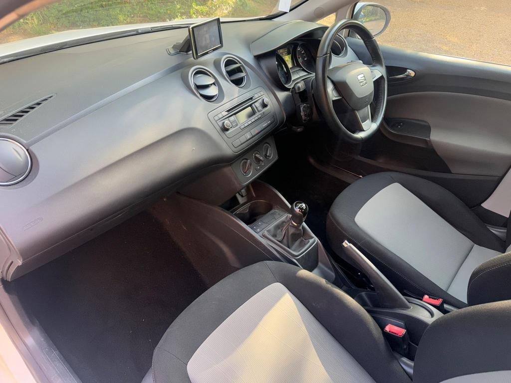SEAT IBIZA