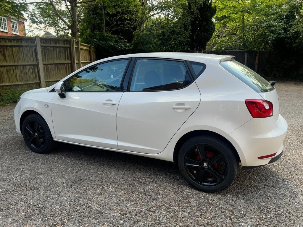 SEAT IBIZA
