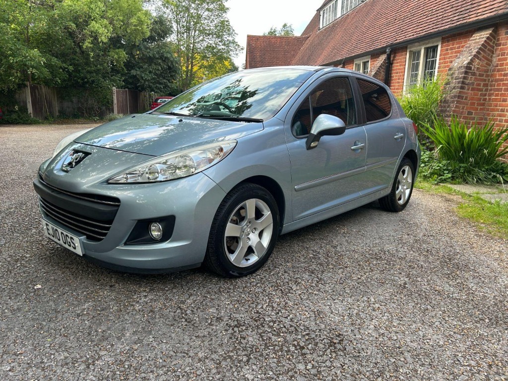 PEUGEOT 207