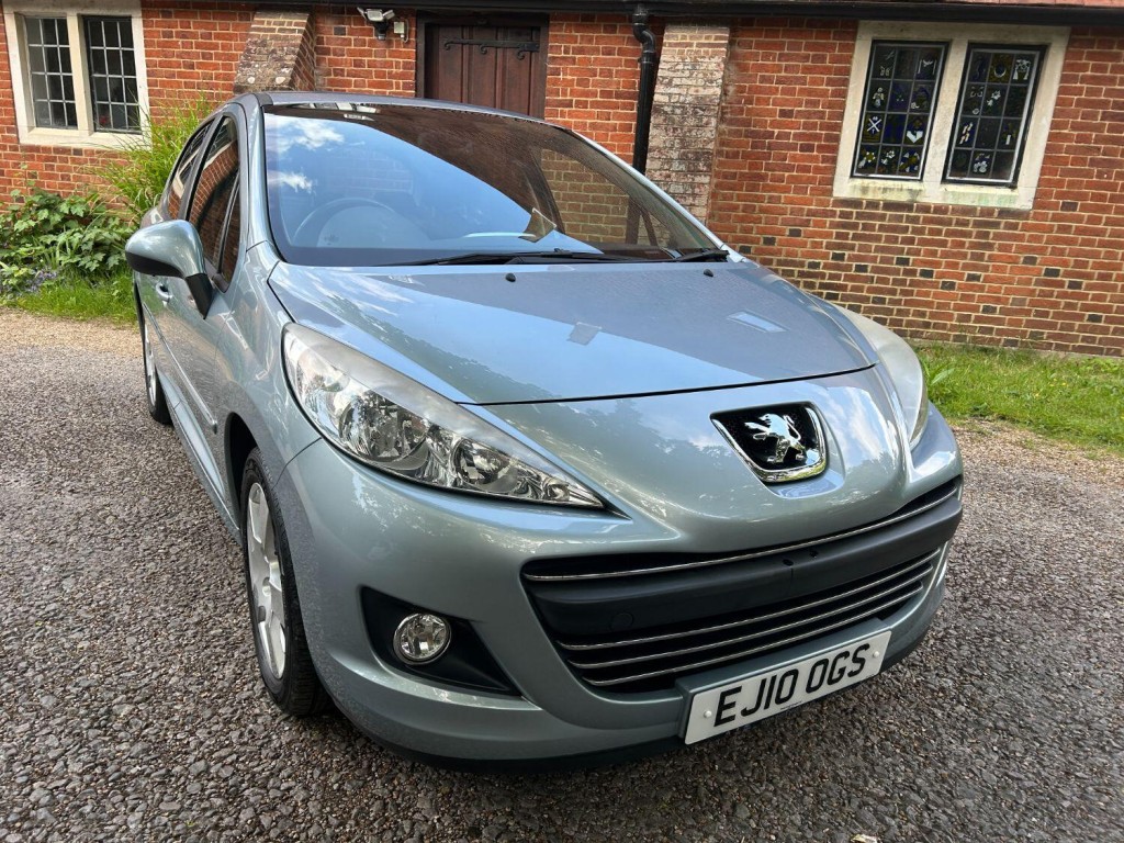 PEUGEOT 207