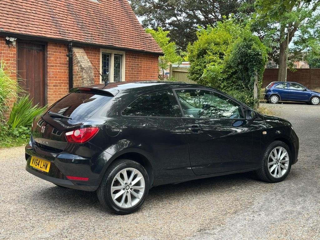 SEAT IBIZA