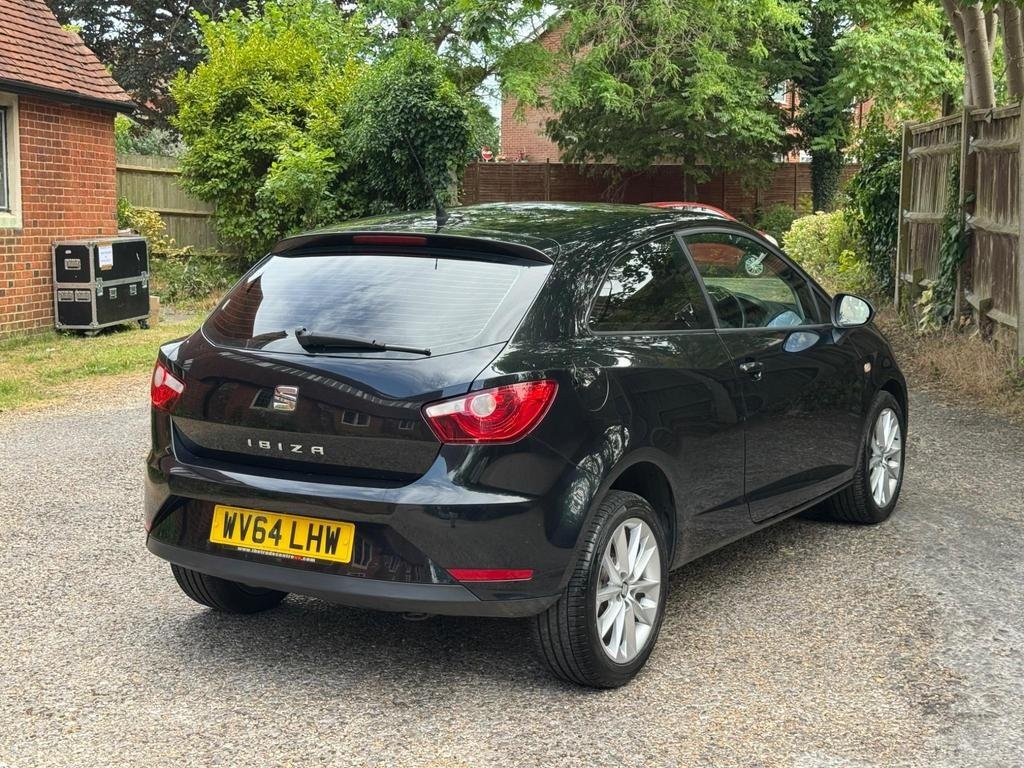 SEAT IBIZA