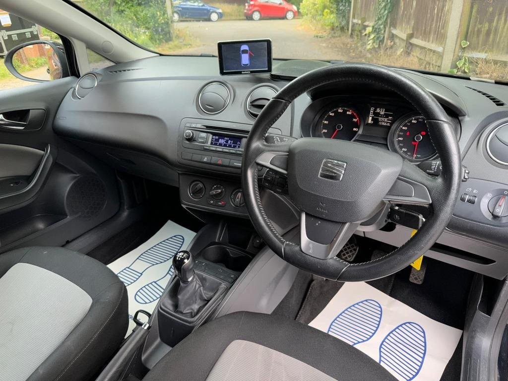 SEAT IBIZA