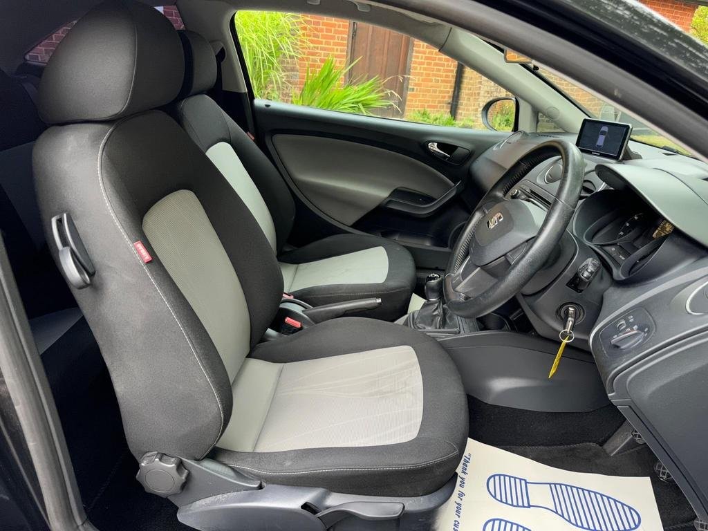 SEAT IBIZA