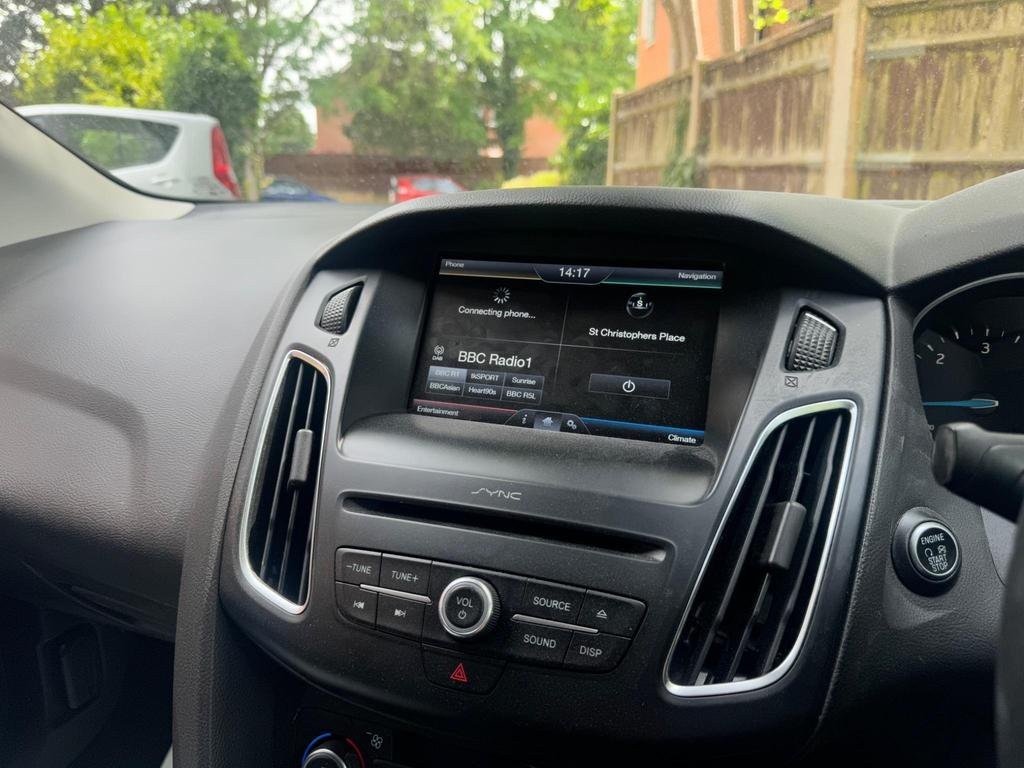 FORD FOCUS