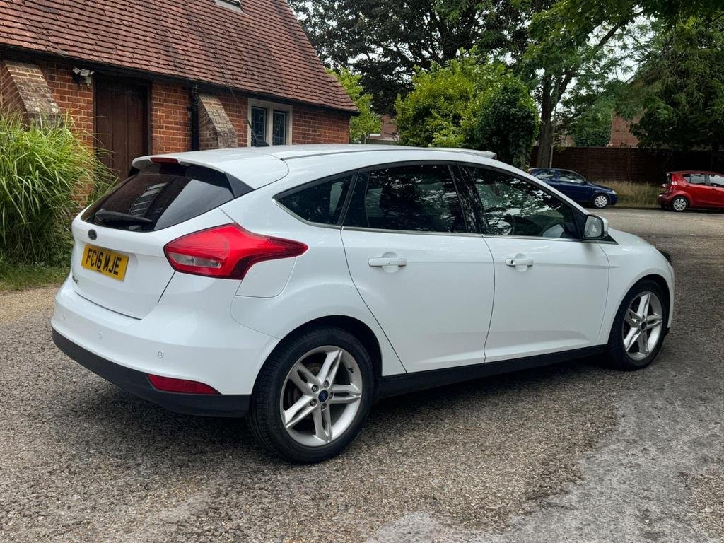 FORD FOCUS