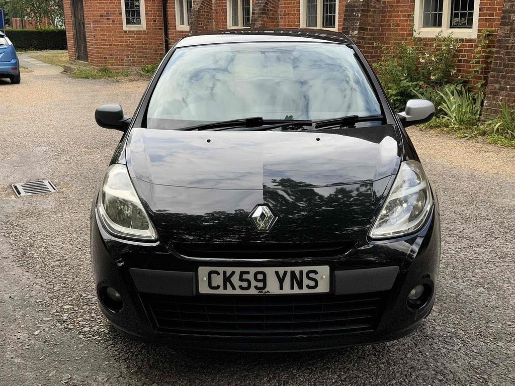 RENAULT CLIO