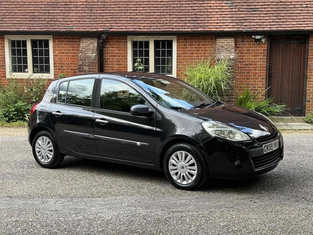 RENAULT CLIO