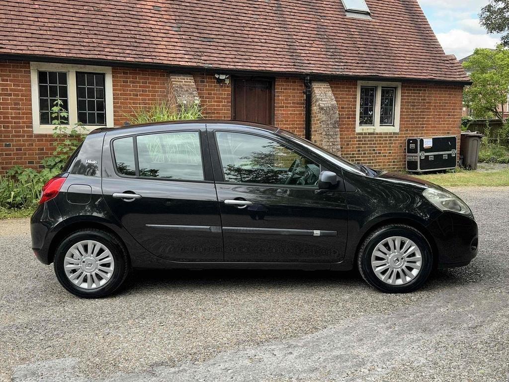 RENAULT CLIO