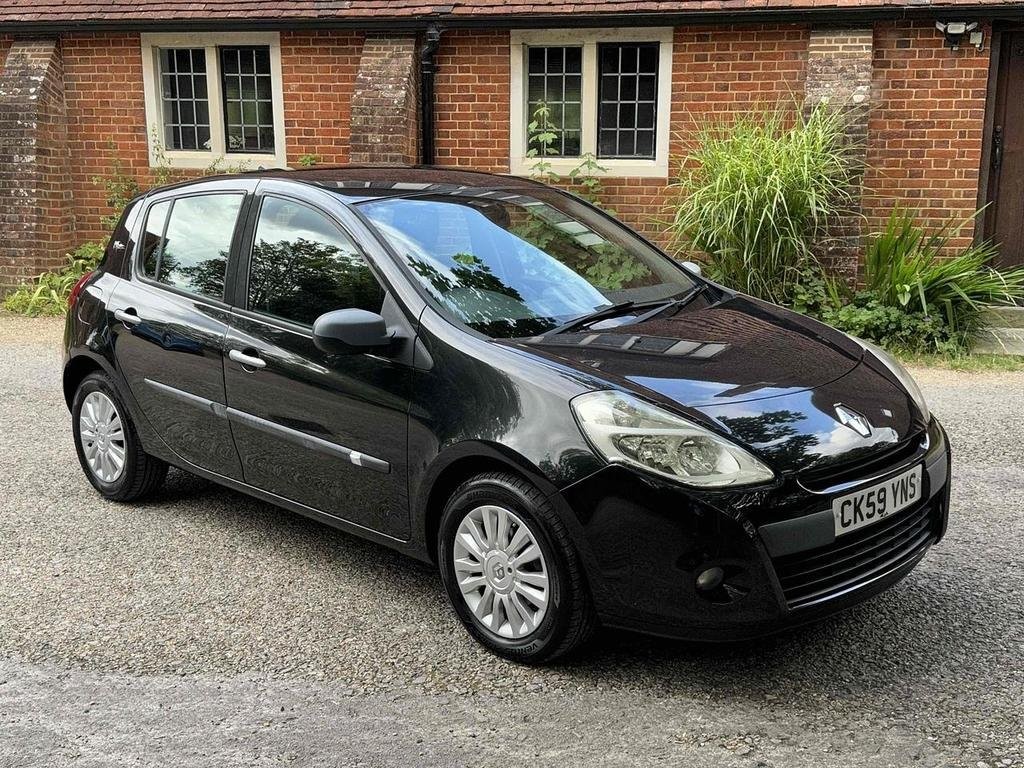 RENAULT CLIO