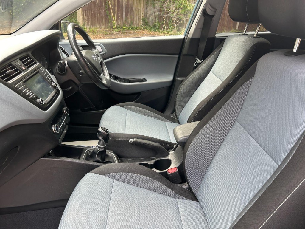 View HYUNDAI I20 1.0 T-GDi Premium Nav