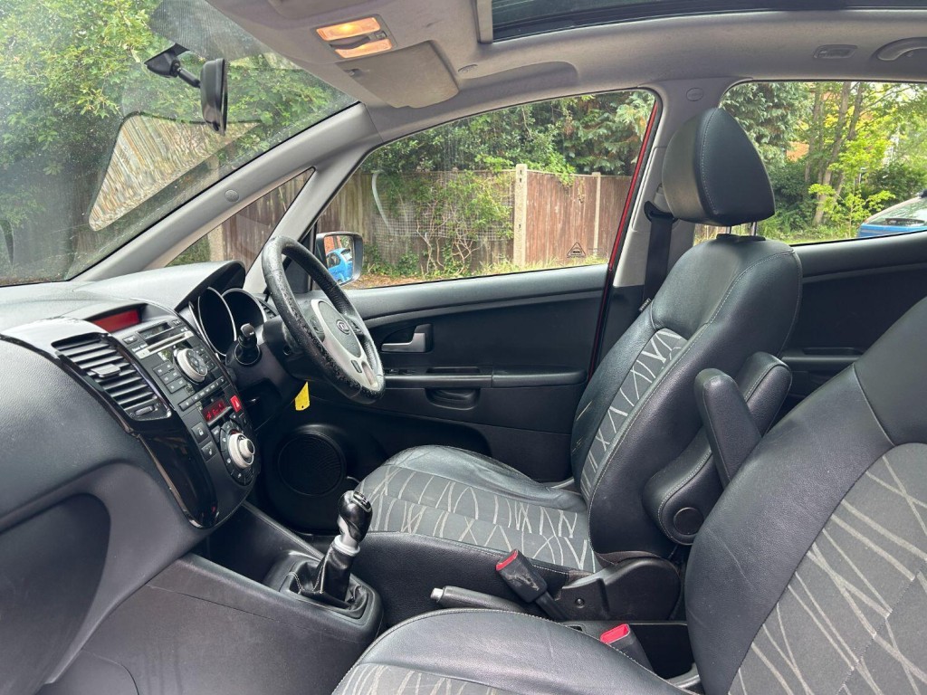 View KIA VENGA 1.6 CRDi EcoDynamics 3