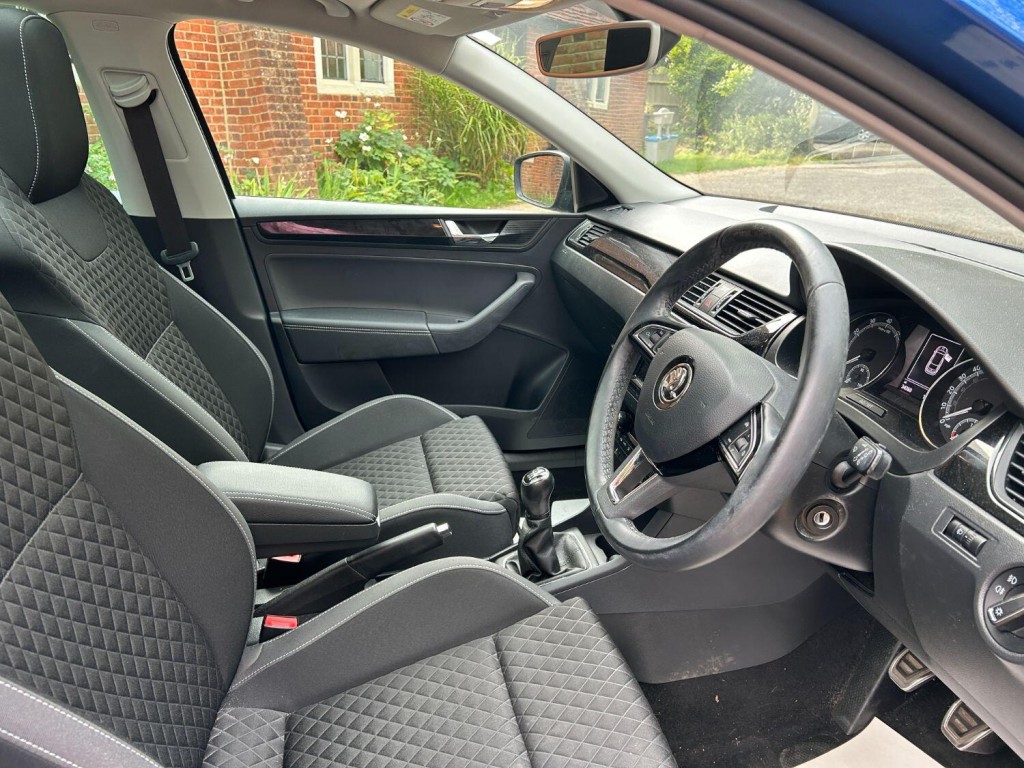 View SKODA RAPID 1.0 TSI SE Sport