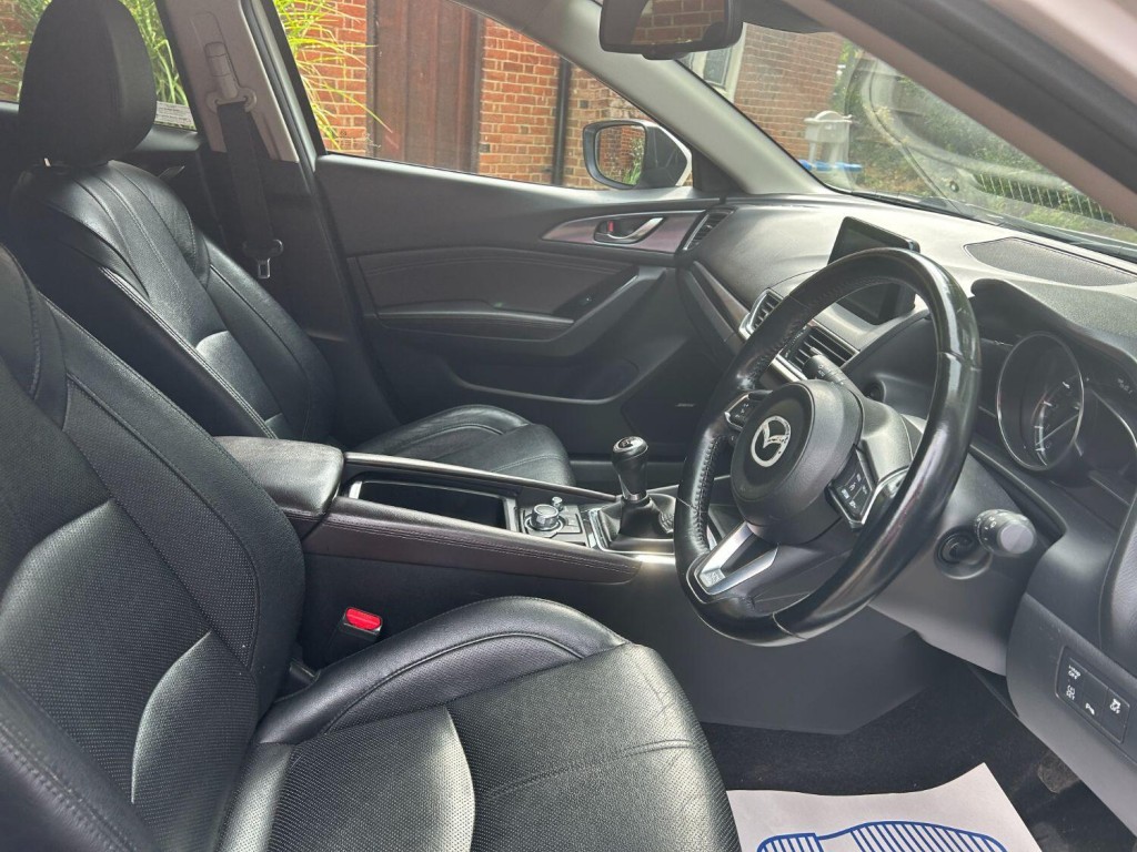 View MAZDA MAZDA3 2.0 SKYACTIV-G Sport Nav