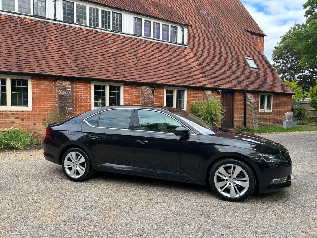 View SKODA SUPERB 2.0 TDI SE L Executive