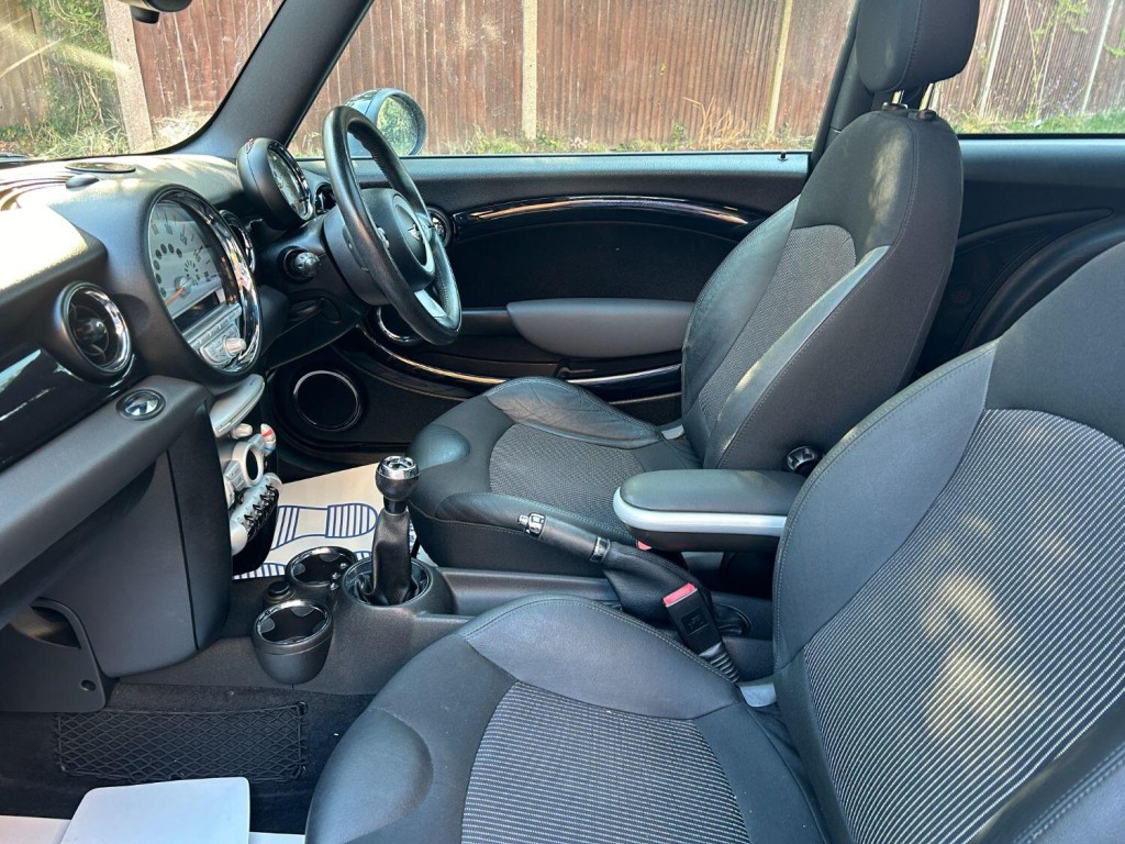 View MINI HATCH 1.6 Cooper S Hatch