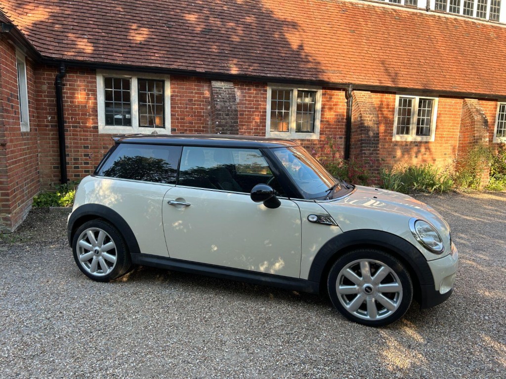 View MINI HATCH 1.6 Cooper S Hatch