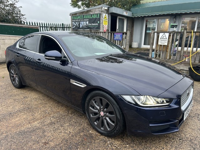JAGUAR XE