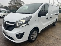 VAUXHALL VIVARO