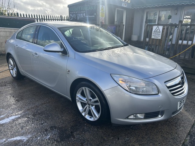VAUXHALL INSIGNIA
