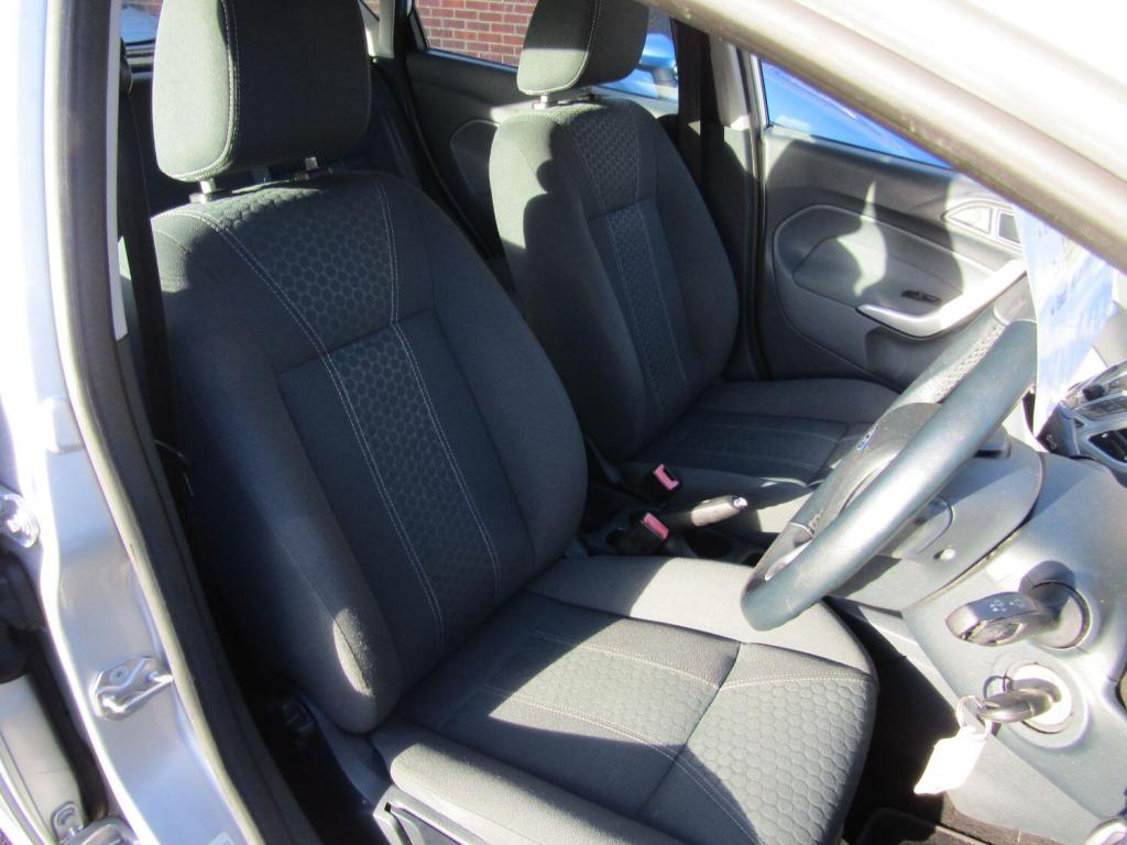FORD FIESTA
