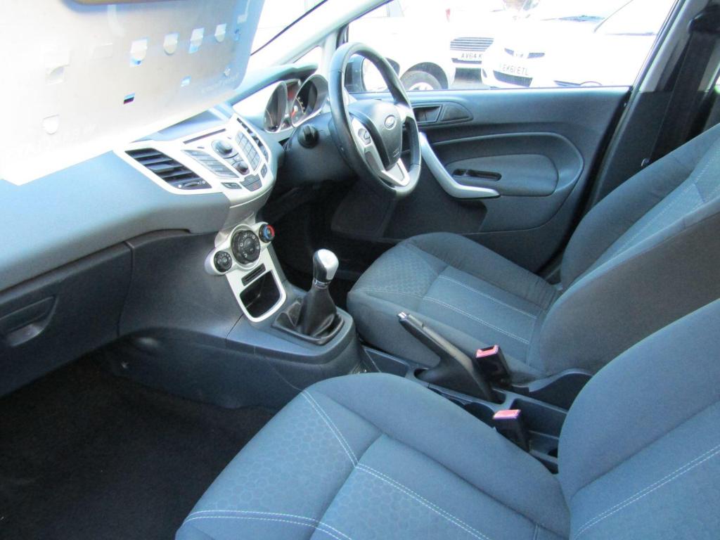 FORD FIESTA