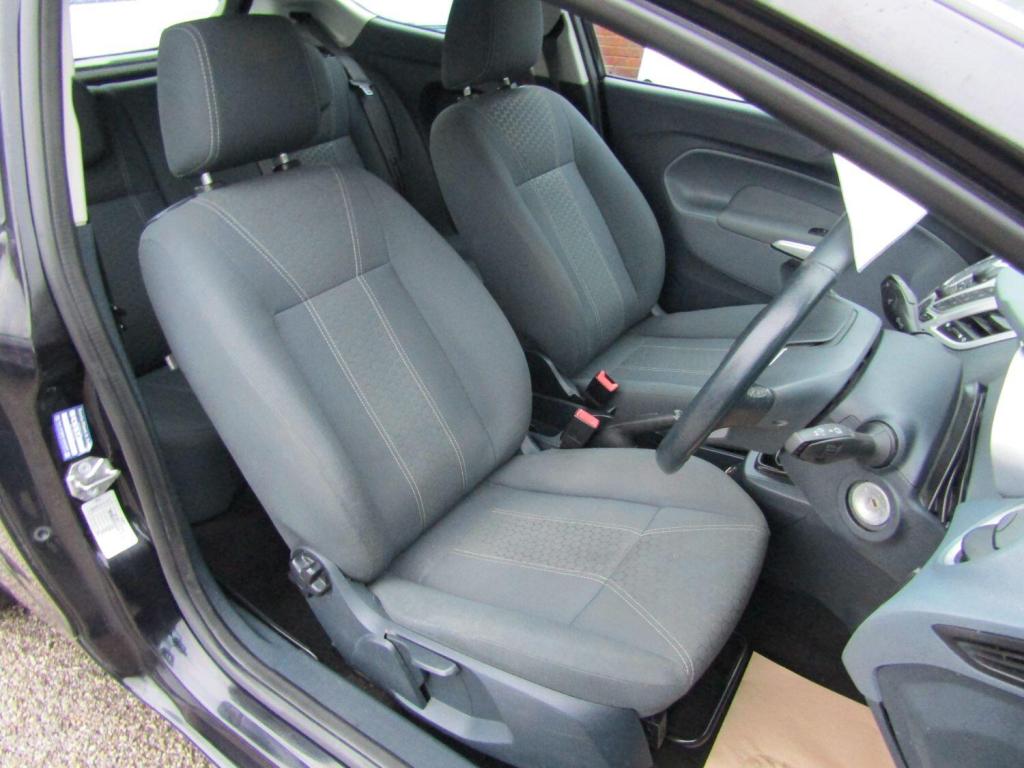 FORD FIESTA