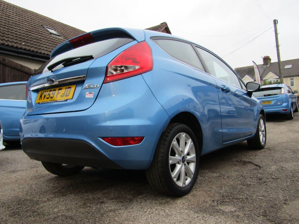 FORD FIESTA