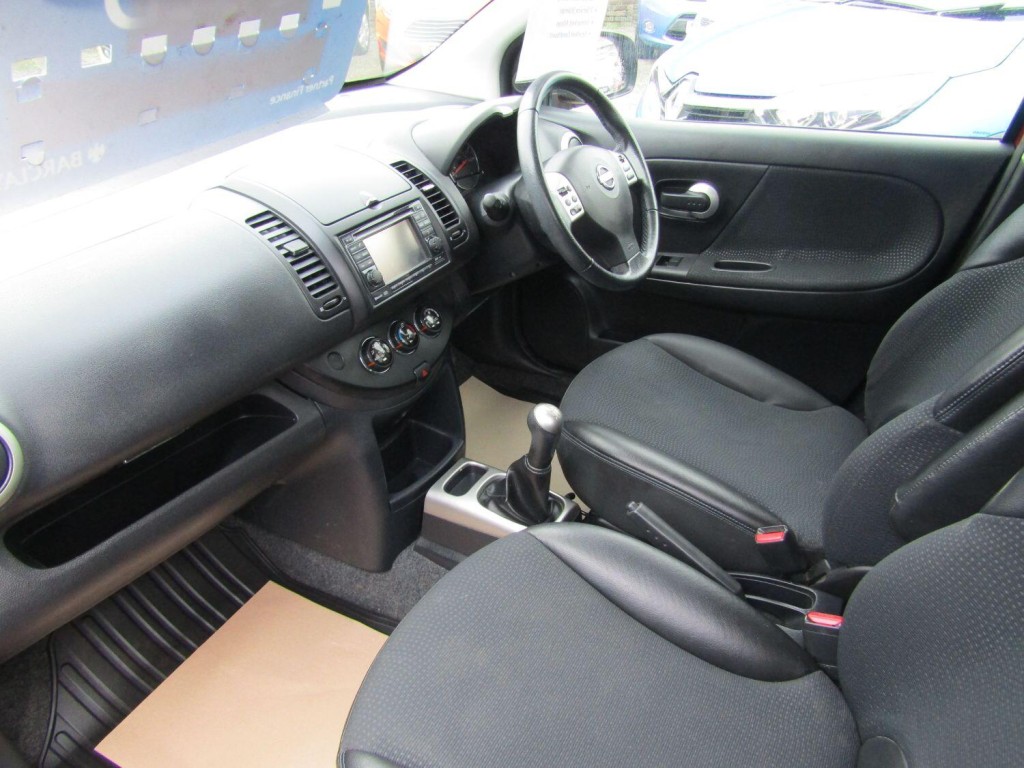 NISSAN NOTE