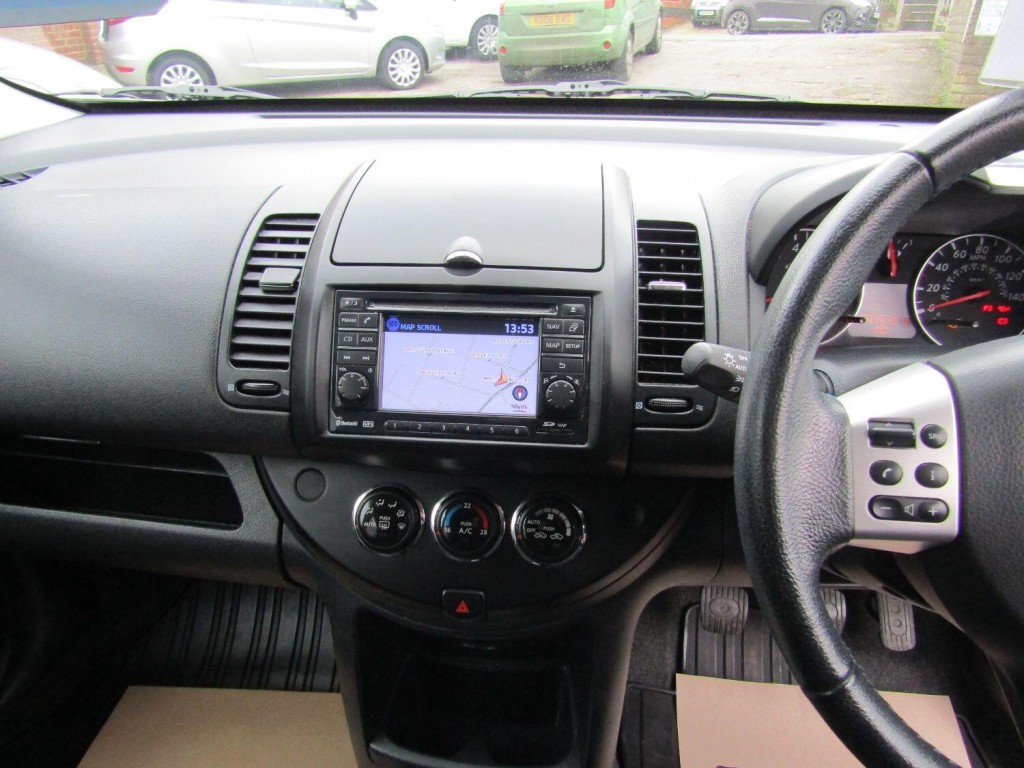 NISSAN NOTE