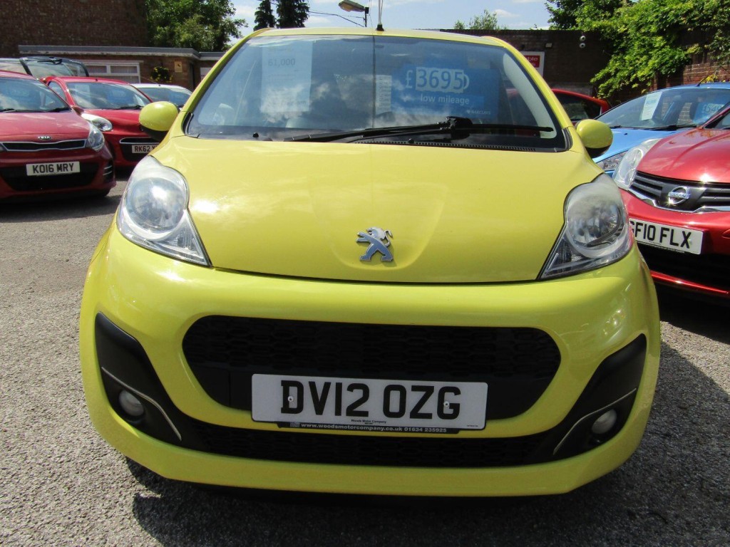PEUGEOT 107
